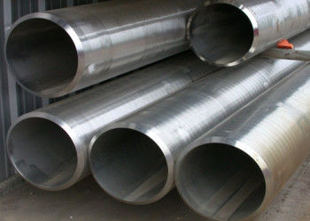 أنابيب الفولاذ المتقدمة LSAW قطعة مستديرة الشكل 200-220g/m2 طلاء الزيك