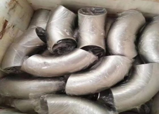 معدات أنابيب الفولاذ المسبوكة الدقيقة في أحجام 1/2 بوصة 48 بوصة للتطبيقات الباردة