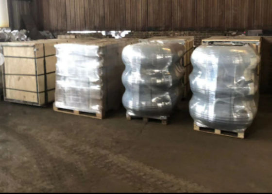 معدات أنابيب الفولاذ المسبوكة الدقيقة في أحجام 1/2 بوصة 48 بوصة للتطبيقات الباردة