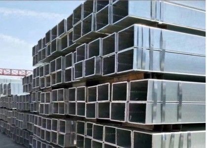 المكونات الهيكلية الشمسية القطاعات الفولاذية المجوفة 2-12m الطول لمواد البناء