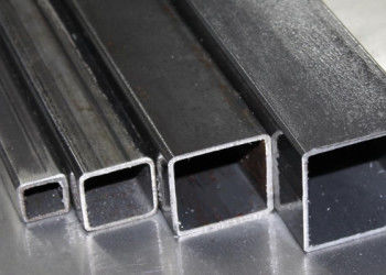 3000mm الطول أنبوب الفولاذ المقاوم للصدأ في شكل مستطيل