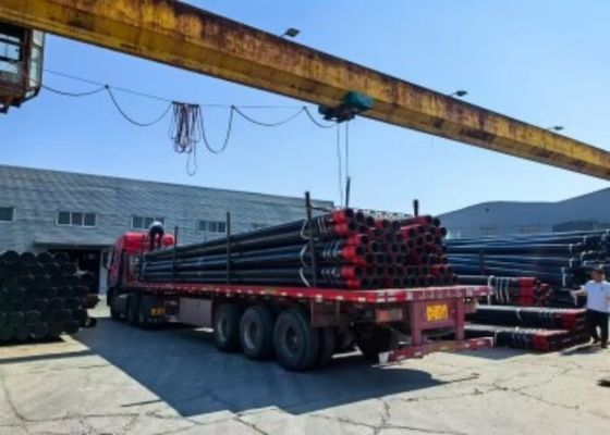 معدات الحفر API 5CT أنابيب ذات شكل خيوط الدرع والبرنيش