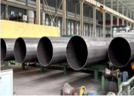 طلاء سطح النهاية ERW أنابيب الفولاذ مع جدار Thk 0.5-60mm و /- 0.2% سمك التسامح مثالية