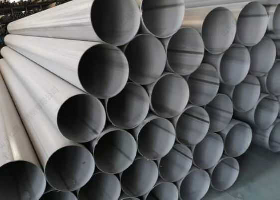 طلاء سطح النهاية ERW أنابيب الفولاذ مع جدار Thk 0.5-60mm و /- 0.2% سمك التسامح مثالية
