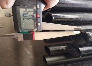 ASTM A106 أنابيب فولاذية غير ملحومة مدرفلة على الساخن 0.2-100 مم