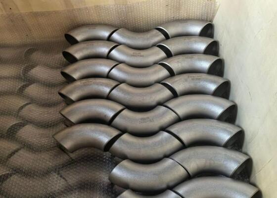 أجهزة صيانة أنابيب الفولاذ المقاوم للصدأ المصنوعة من أجهزة OEM مع مقاومة عالية للتآكل ومعايير ASME B 16.9 في نطاق 1/2 بوصة - 24 بوصة