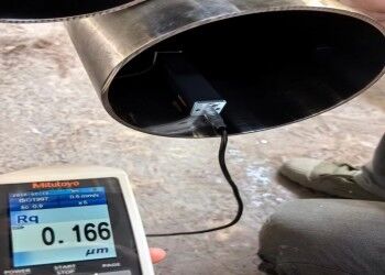 أنابيب الفولاذ المقاوم للصدأ المطاطية باردة مع BA 2B NO1 NO3 NO4 النهاية السطحية لاستخدامات هيكلية ثقيلة