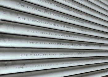 أنبوب غير منسوج من الفولاذ المقاوم للحرارة من الدرجة 410L للسلامة الهيكلية في التصنيع