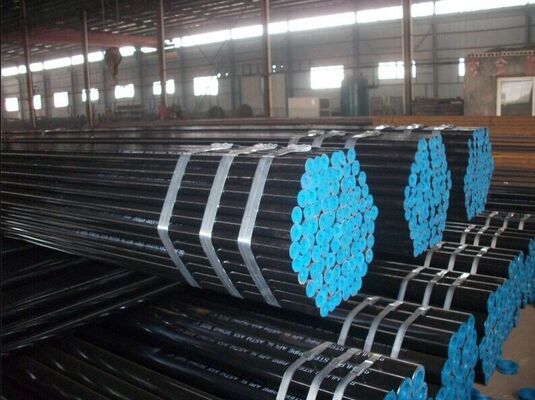 أنابيب الفولاذ السلس مع 2mm إلى 60mm سمك الجدار و 1-12m الطول المخصص لتطبيقات الضغط العالي