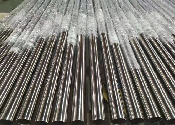 أنبوب فولاذي سبائكي ASTM A335 بمقاومة ضغط عالية ومحلول مقاوم للتآكل مُلدن للتطبيقات الصناعية